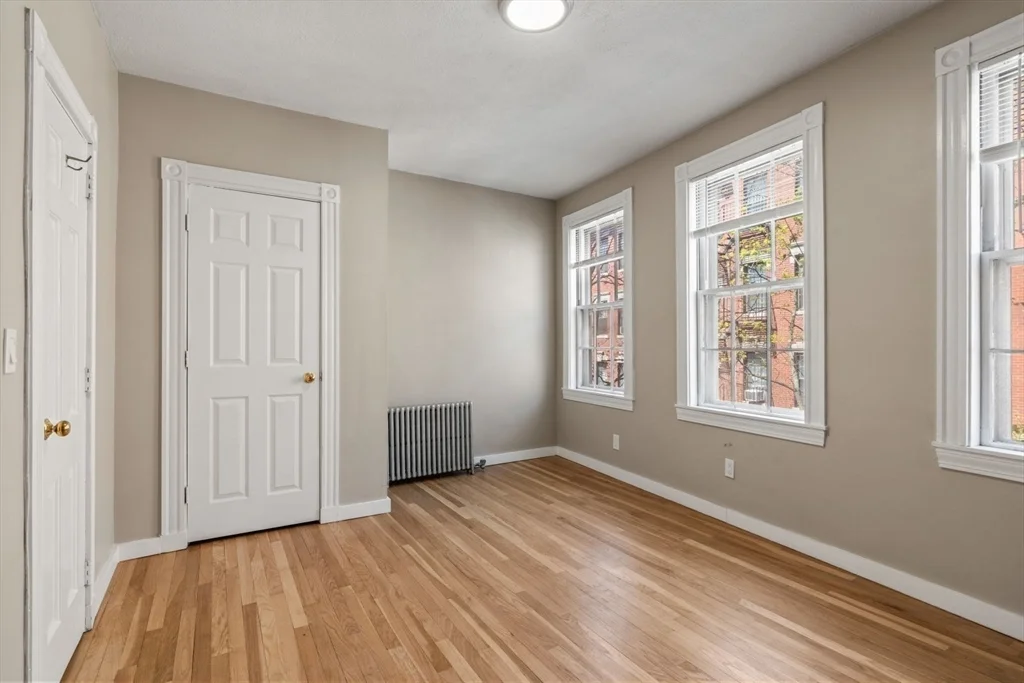 82 Phillips St, Beacon Hill