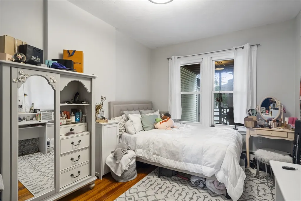 194 Emerson St, South Boston