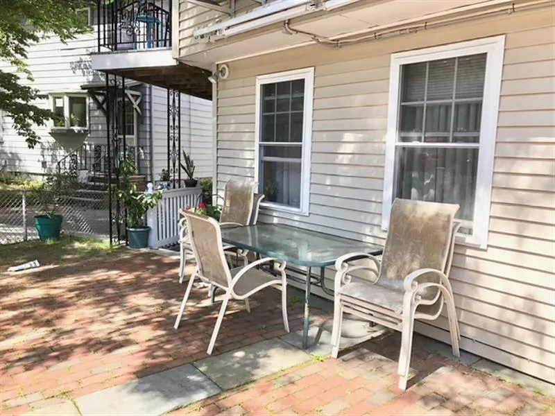 257 Powder House Boulevard, West Somerville