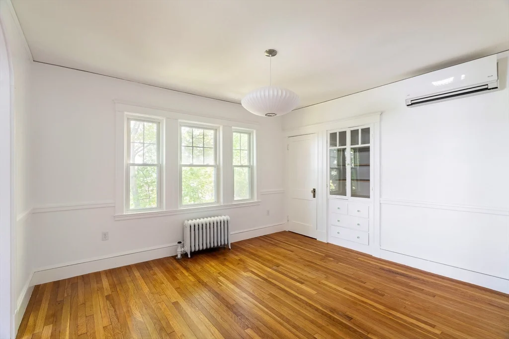 8-10 York Ave, Watertown