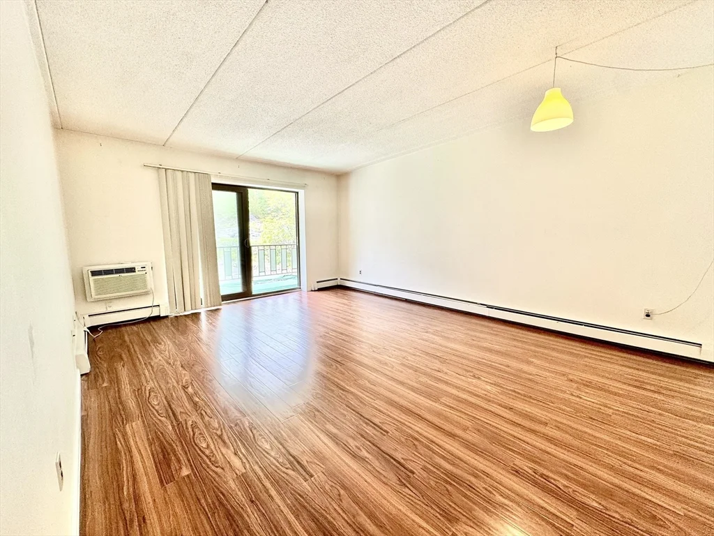 80 North Warren, Woburn