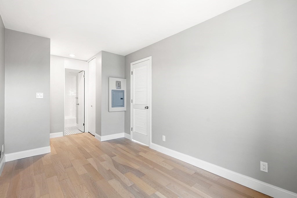 29 Concord Ave, Harvard Square