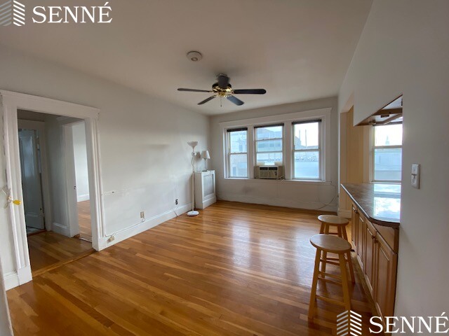 1697 Cambridge St, Mid Cambridge