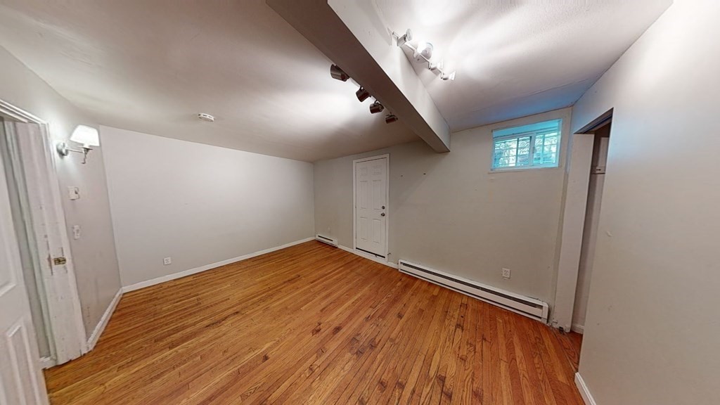 2 Moreland St, Roxbury