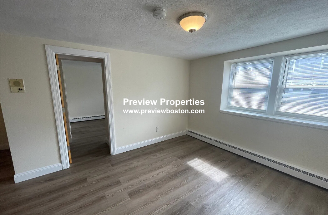 168 North Beacon St, Brighton