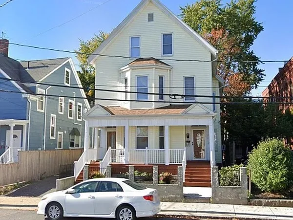 17 Wyman St, Jamaica Plain