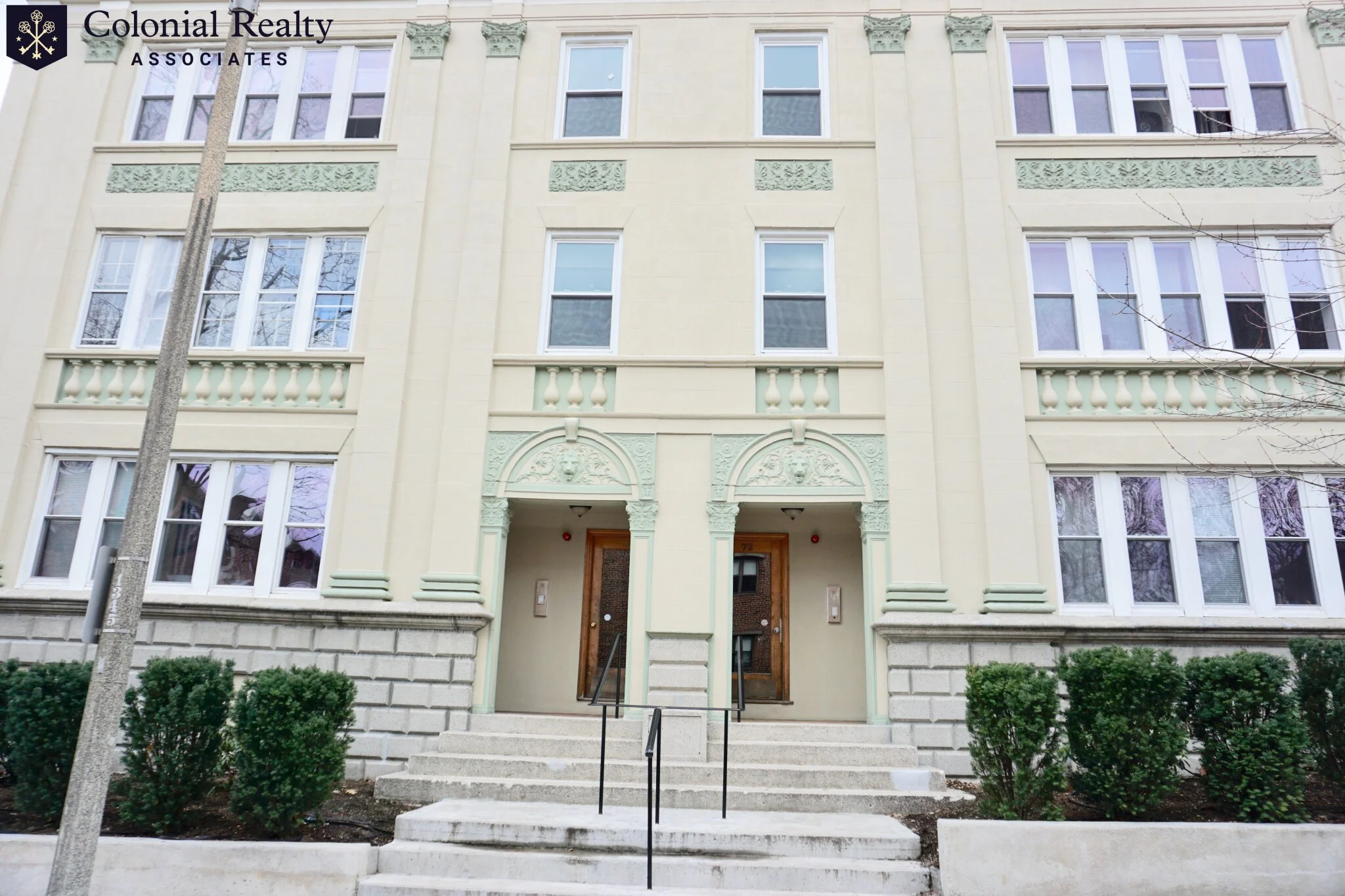 318 Saint Paul St, Brookline