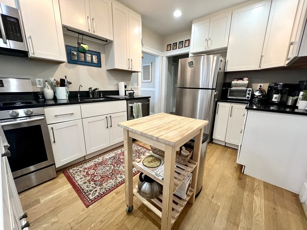 29 Wood St, Neighborhood Nine
