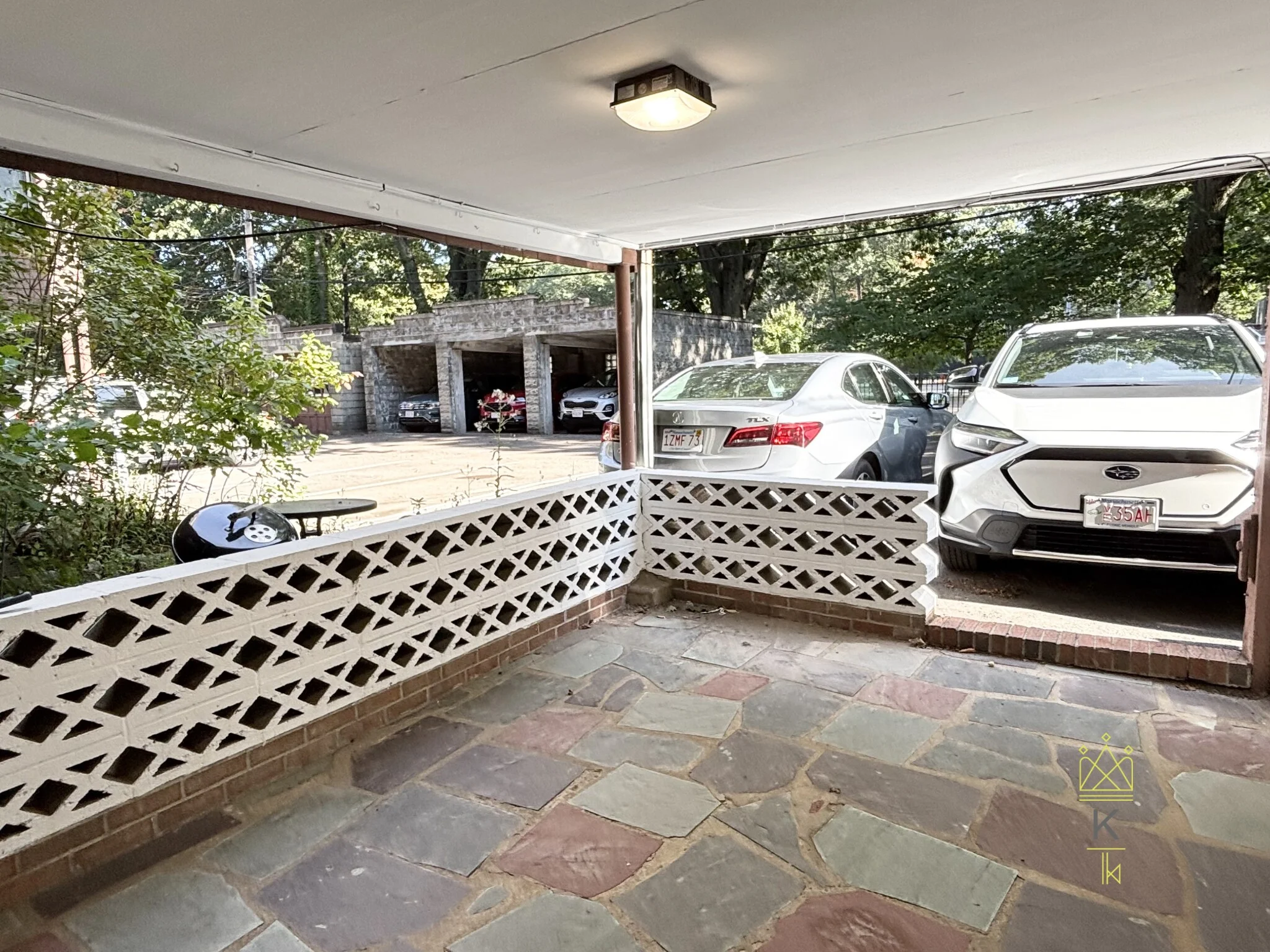 1819 Beacon St, Brookline