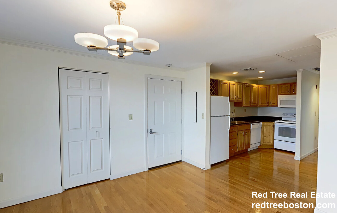 100 Jersey St, Fenway