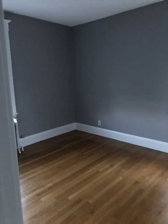 403-405 W Clinton St, West