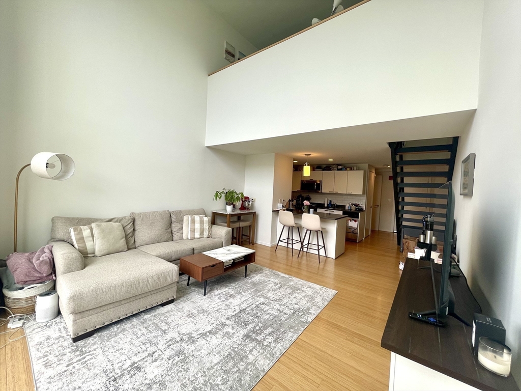 1 Earhart, East Cambridge