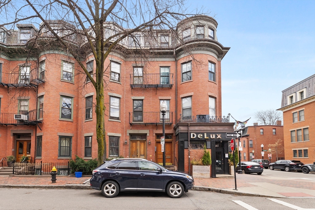 96 Chandler St, South End