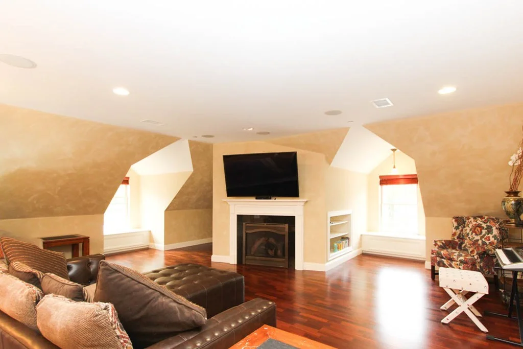 114 Merrian Ave, Leominster
