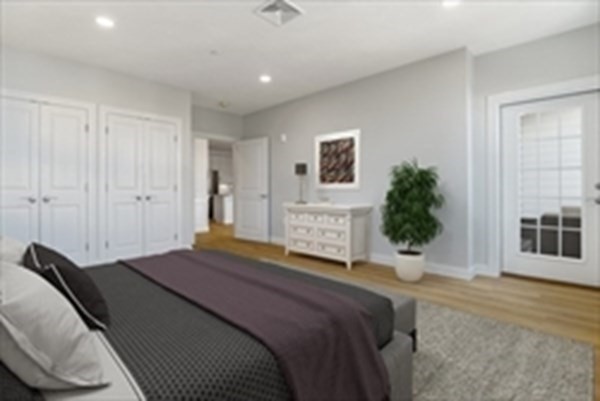 320 Middlesex Ave, Medford