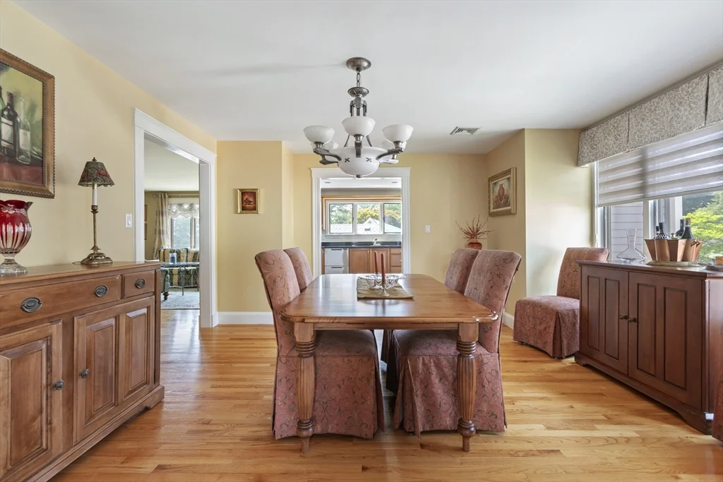 17 Gilbert St, Newton