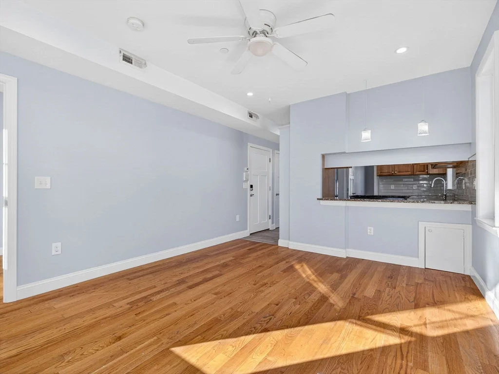 238 Havre St, East Boston