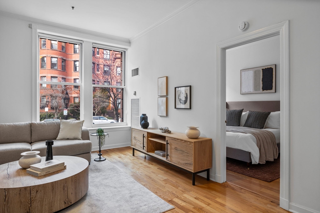 416 Marlborough St, Back Bay