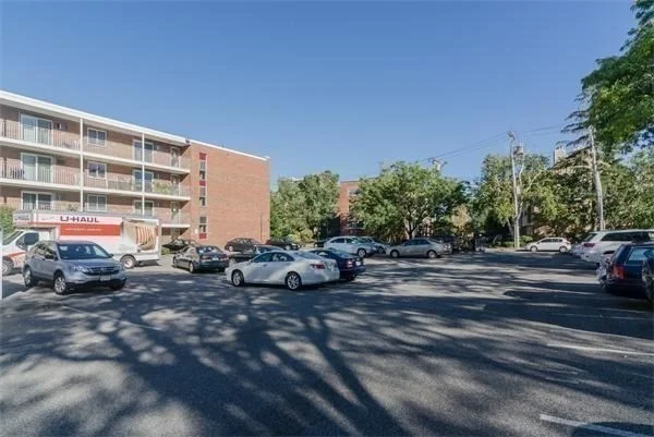 50 Green St, Coolidge Corner