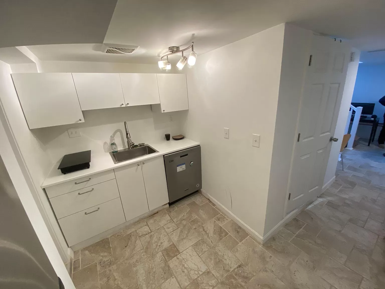 2 Vassar St, South Medford