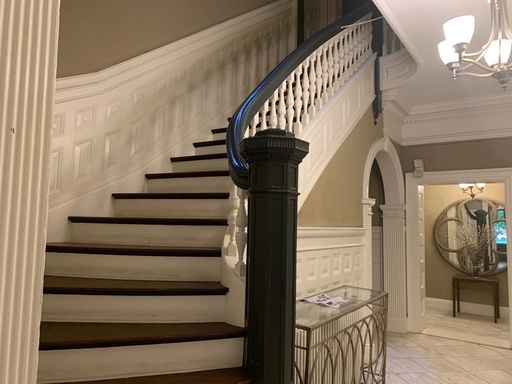 373 Commonwealth Ave, Back Bay