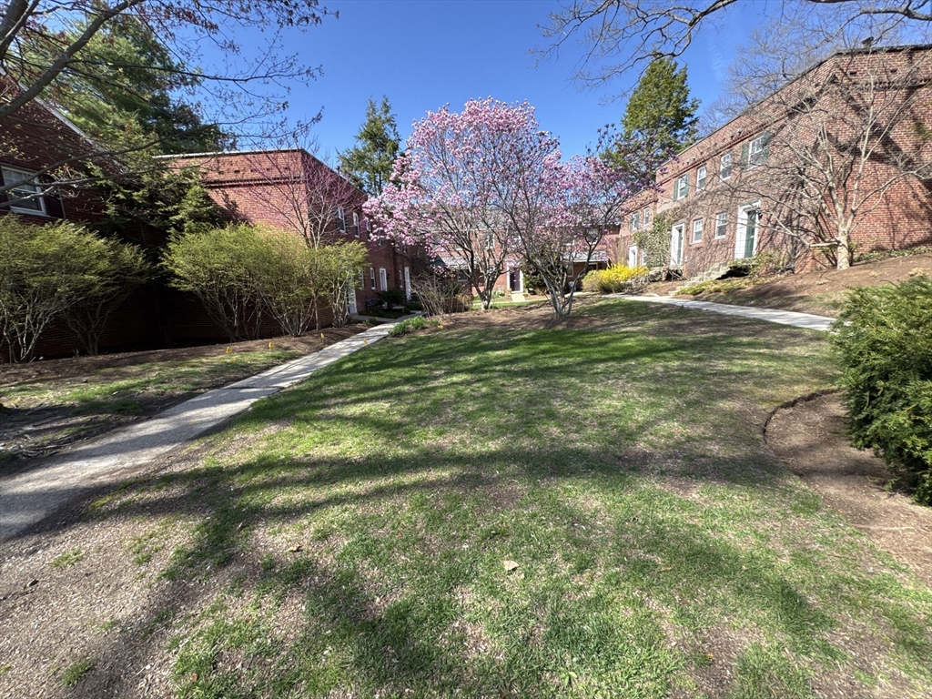 531 Vfw Pkwa, Chestnut Hill