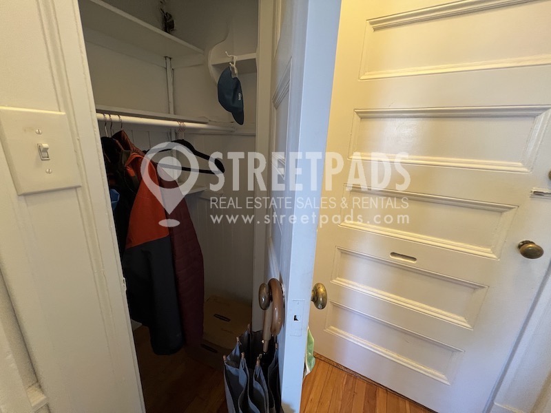 2 Ware St, Mid-Cambridge