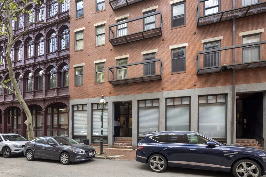 122 Fulton St, North End