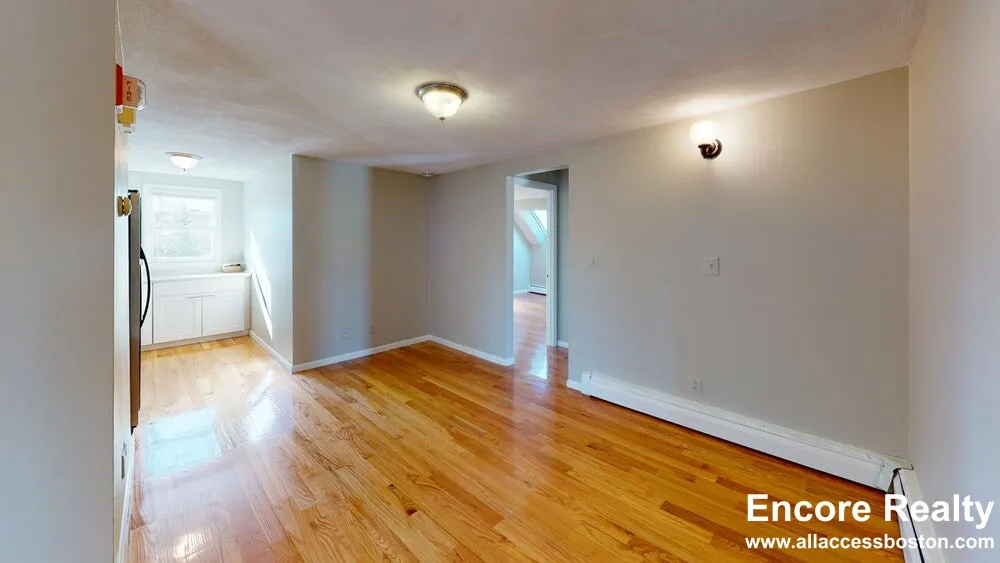 27 Kelley Ct, Allston