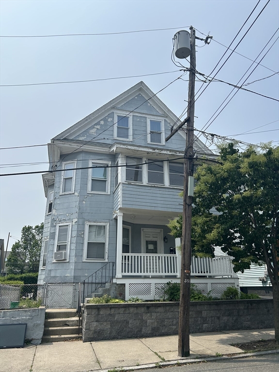 35 Joseph St, Medford