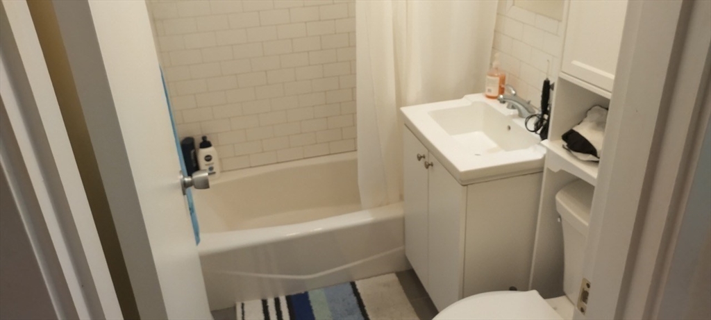 109 Tremont Pl, Brighton