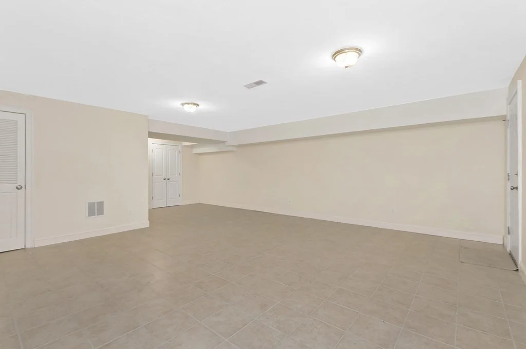 68 Waverley Ave, Newton Corner