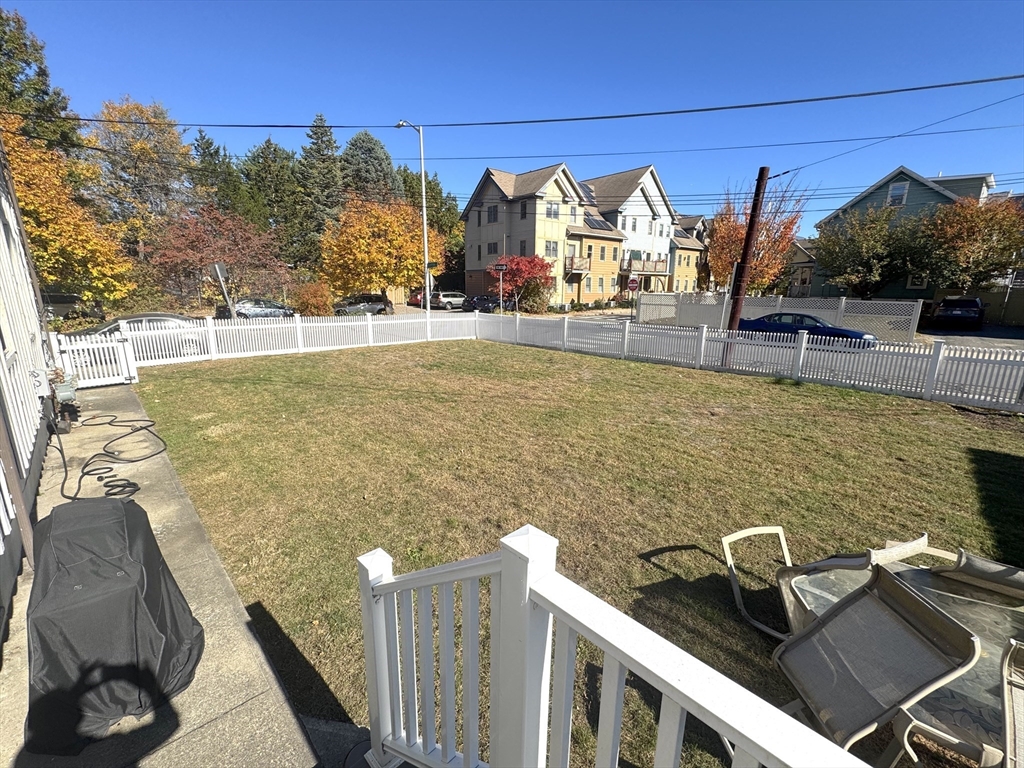 216 Harvey St, North Cambridge