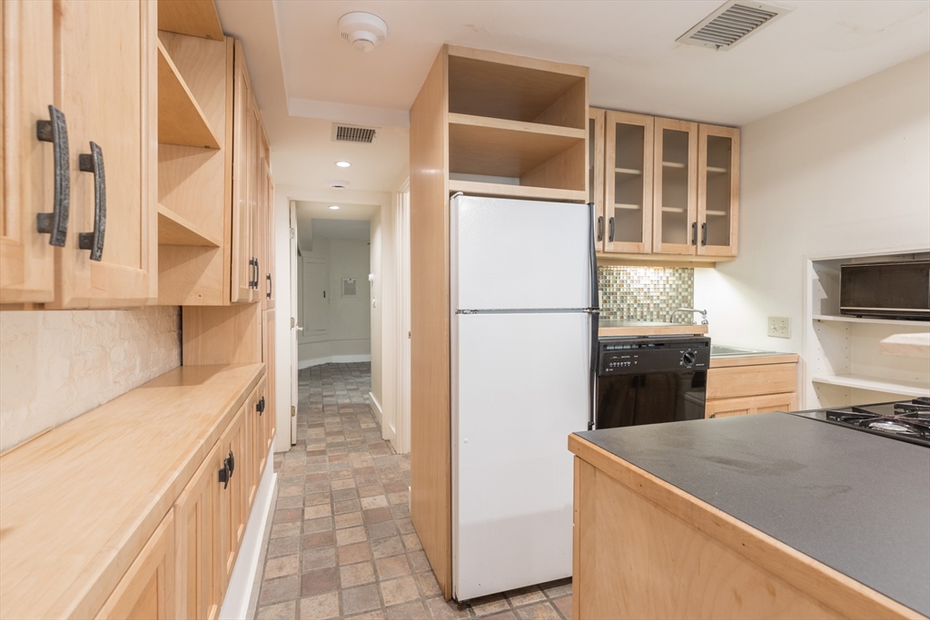 75 Chandler St, South End