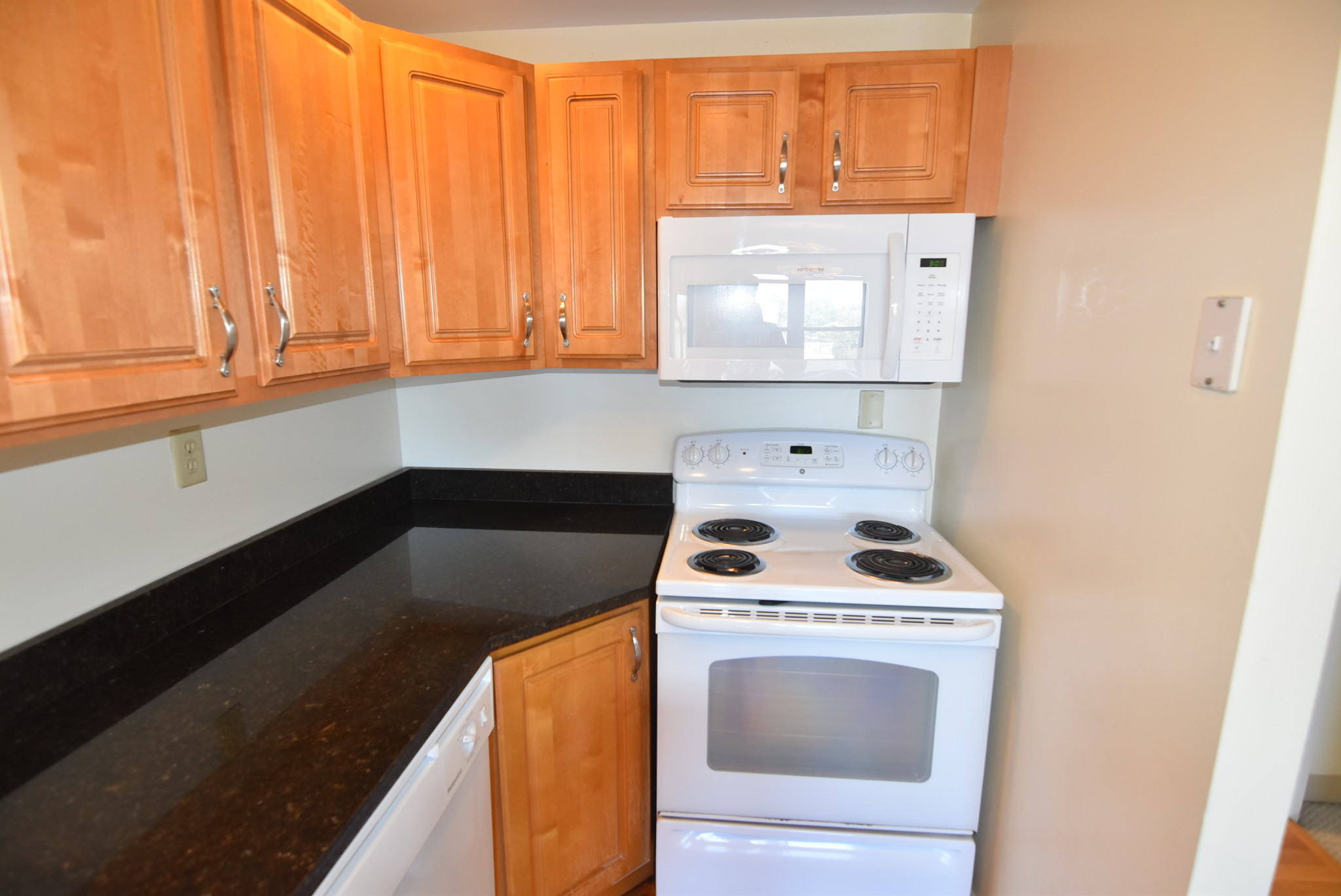 100 Jersey St, Fenway