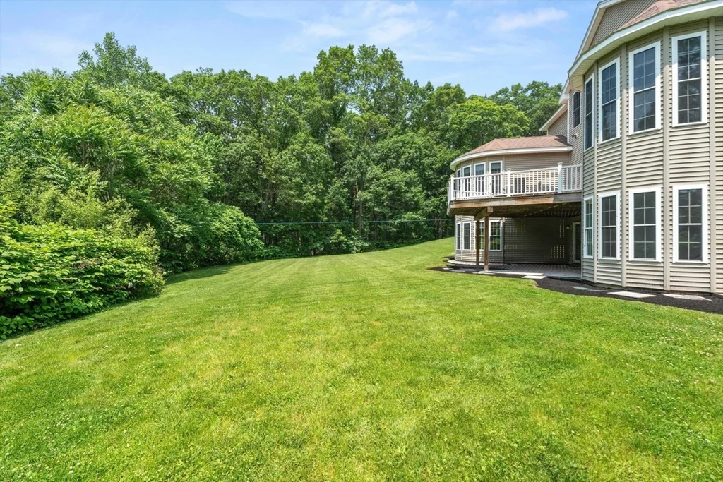 31 Cedar St, North Reading