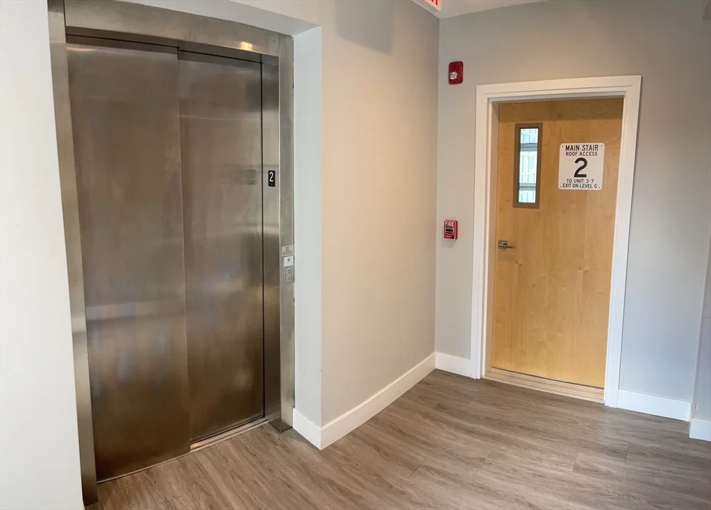 151 Hancock St, North Quincy