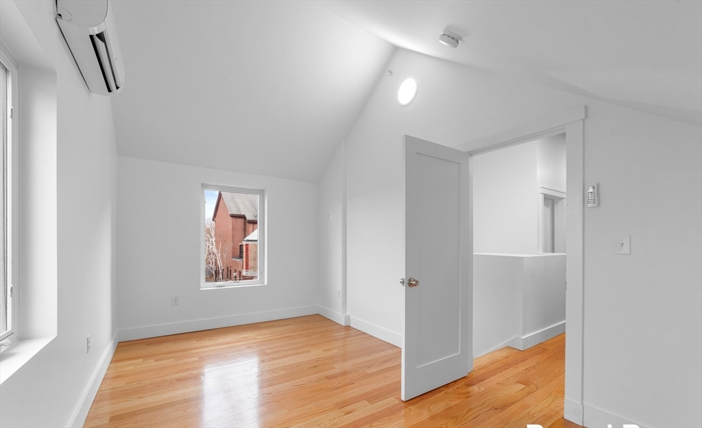 140 Prospect St, The Port