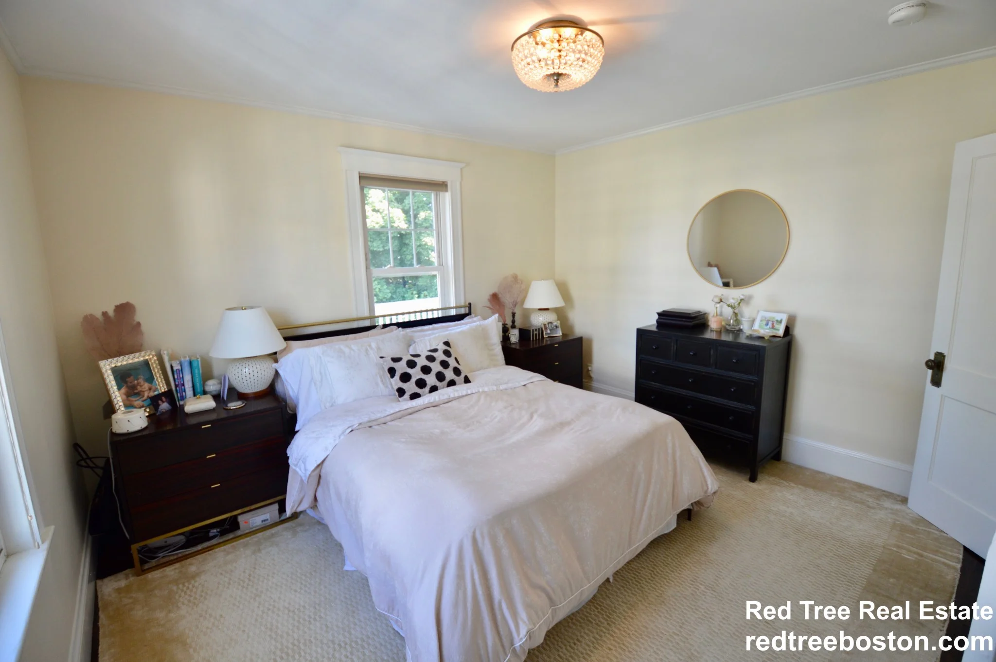 99 Farquhar St, Roslindale