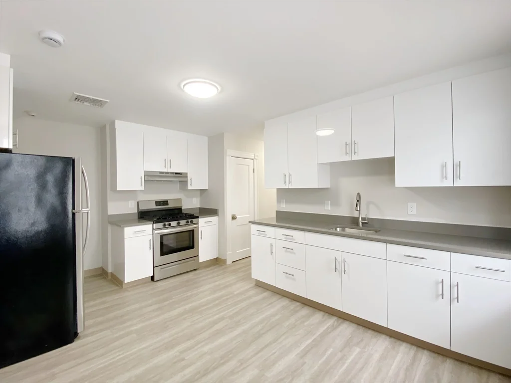 44 Jones Rd, Revere