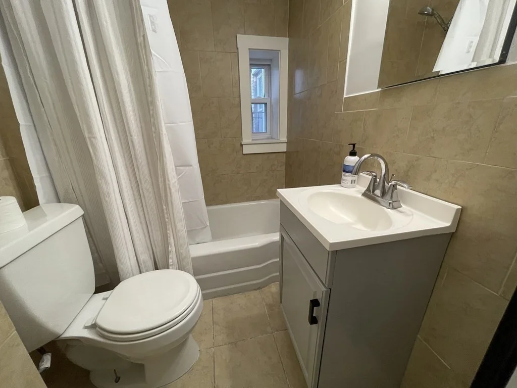 1870 Commonwealth Ave, Brighton