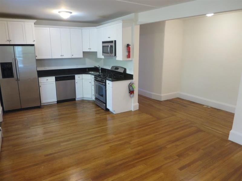 23 Lowell St, Spring Hill