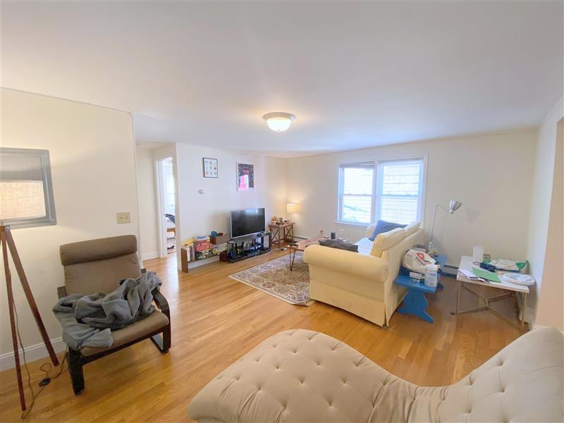 126 Pine St, The Port