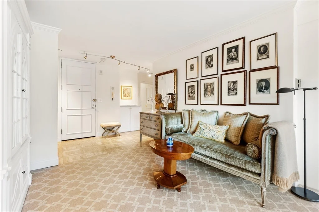 180 Beacon St, Back Bay