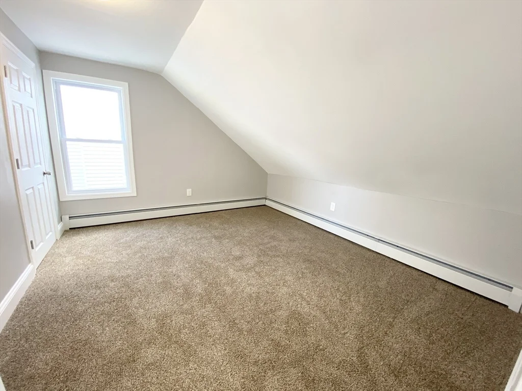 286 Kimball St, Fitchburg