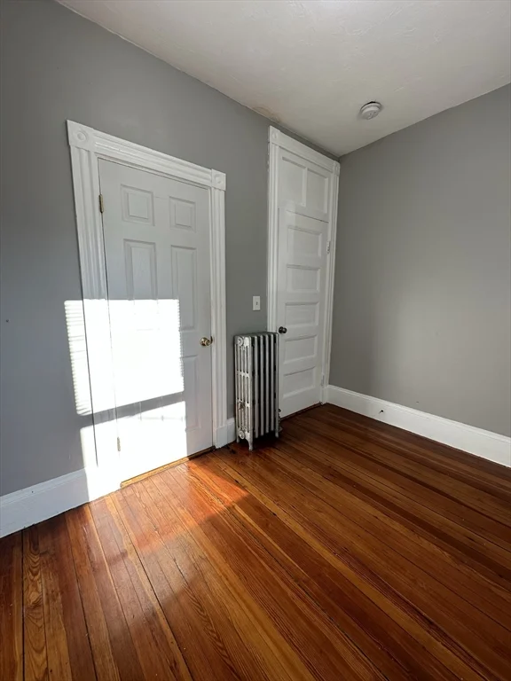 11 Sunset St, Mission Hill