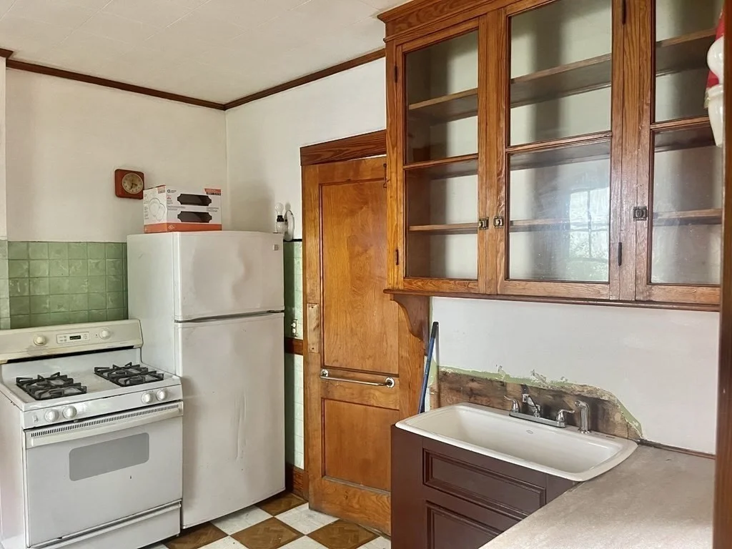 47 Pleasant St, Everett