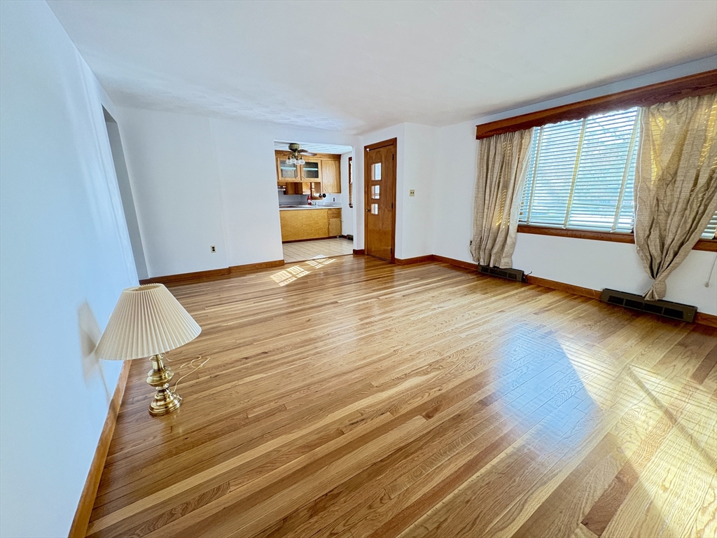 4 Easement Rd, Tewksbury