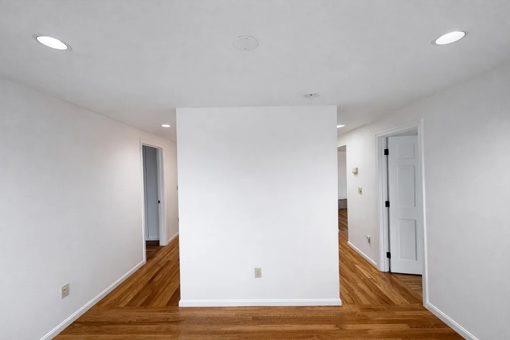 78 Dalby St, Nonantum