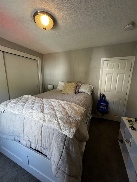 33 Garfield Ave, Woburn